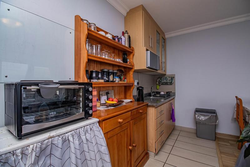 9 Bedroom Property for Sale in Outeniqua Strand Western Cape